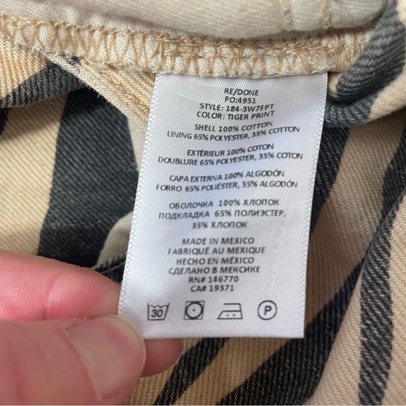 Re/Done 70s Tiger Print Flared-Leg Jeans - Picture 14 of 14